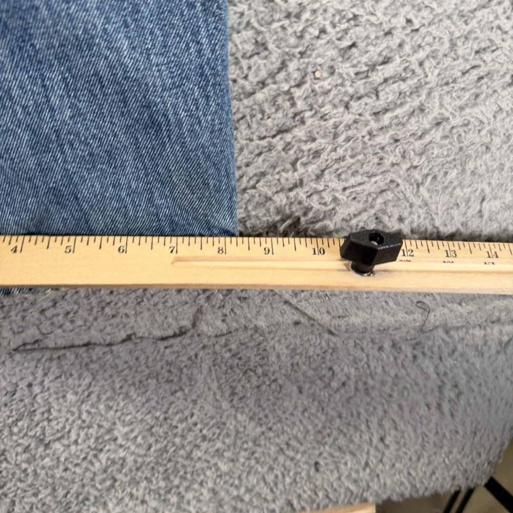 Levis before purchasing